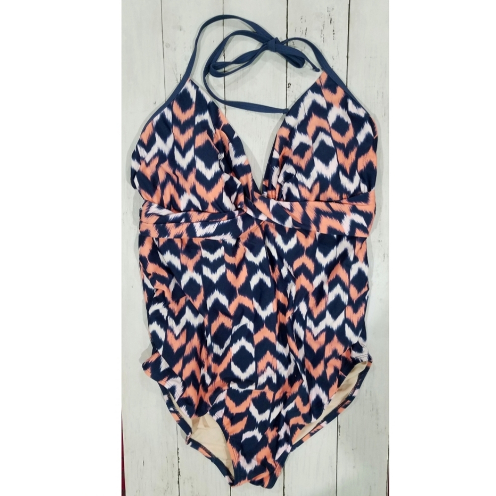 Liz Lange Maternity one-piece swimsuit